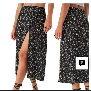 Reformation Kara wrap skirt